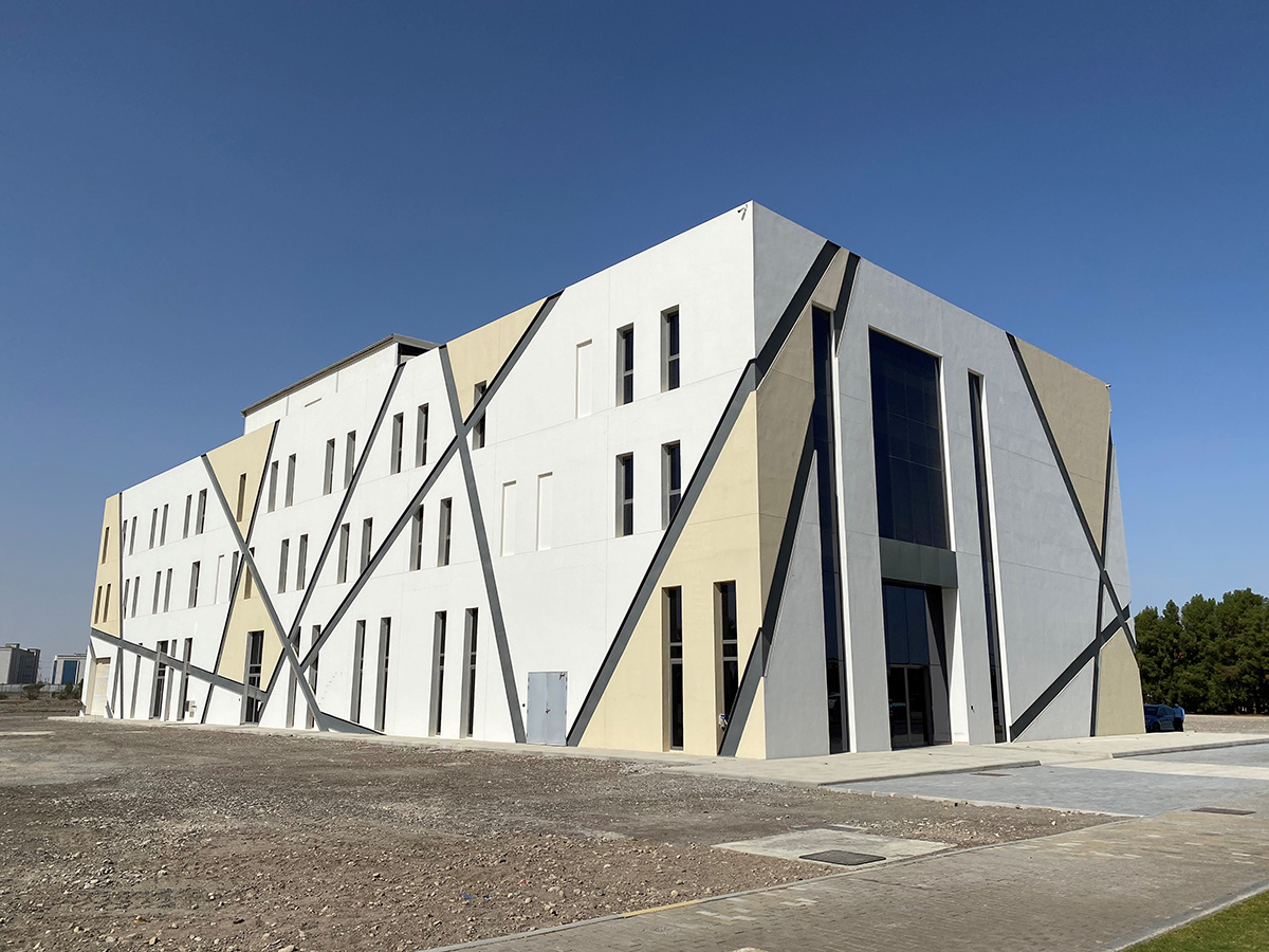 MUSTAFA & KAMAL ASHRAF TRADING & CONTRACTING CO